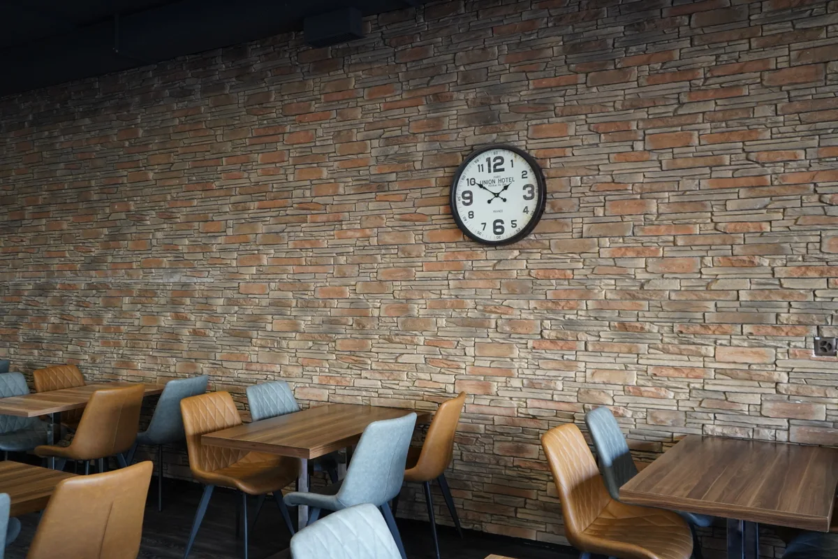 Das Restaurant Mado’s in Uster von innen.